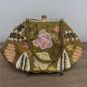 STUNNING-Vintage Beaded Floral TMS Pusan Korea purse